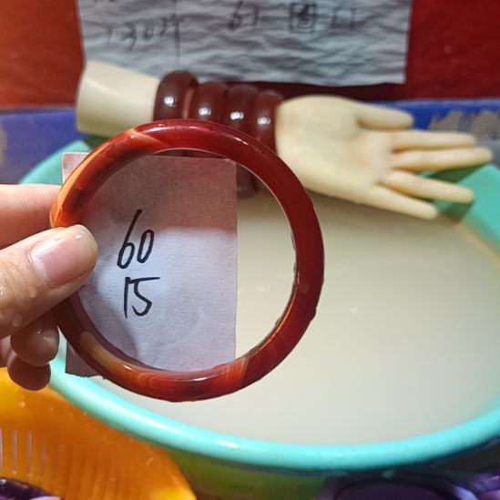 玛瑙/玉髓手镯未镶嵌