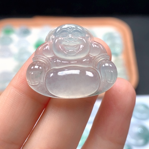 翡翠颈饰未镶嵌冰种佛公