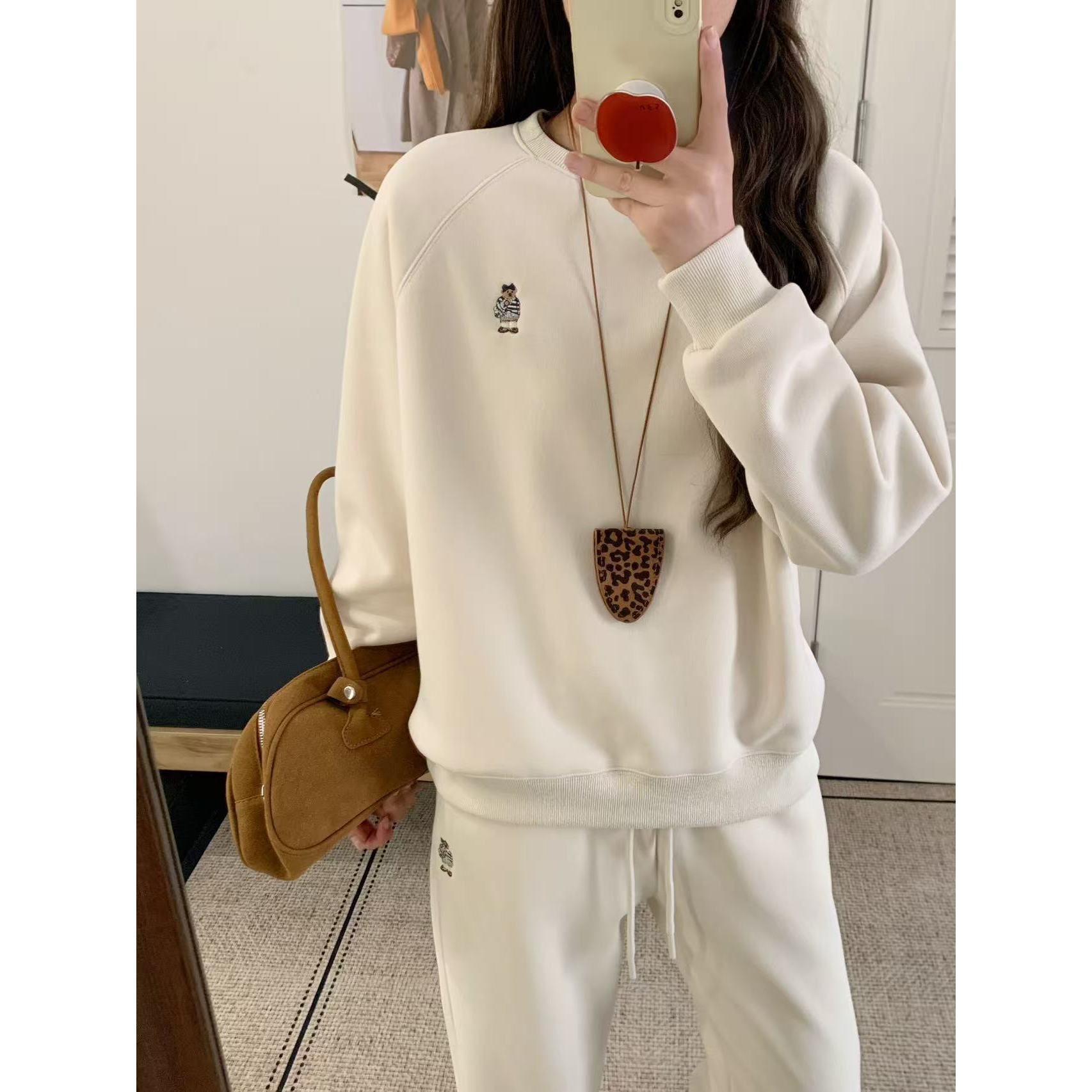 【主播推荐】女士圆领撞色拼接休闲插肩卫衣7052