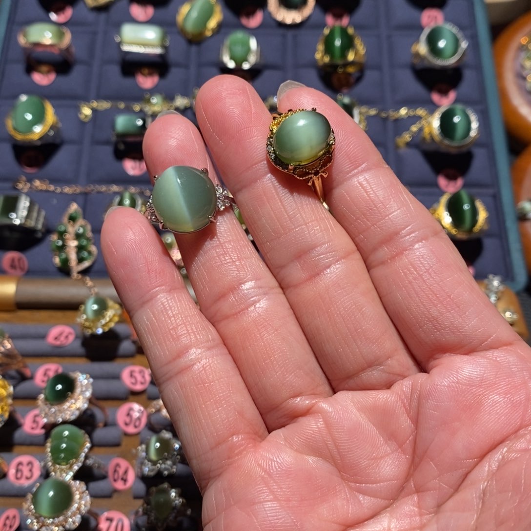 和田玉戒指未镶嵌笑**答