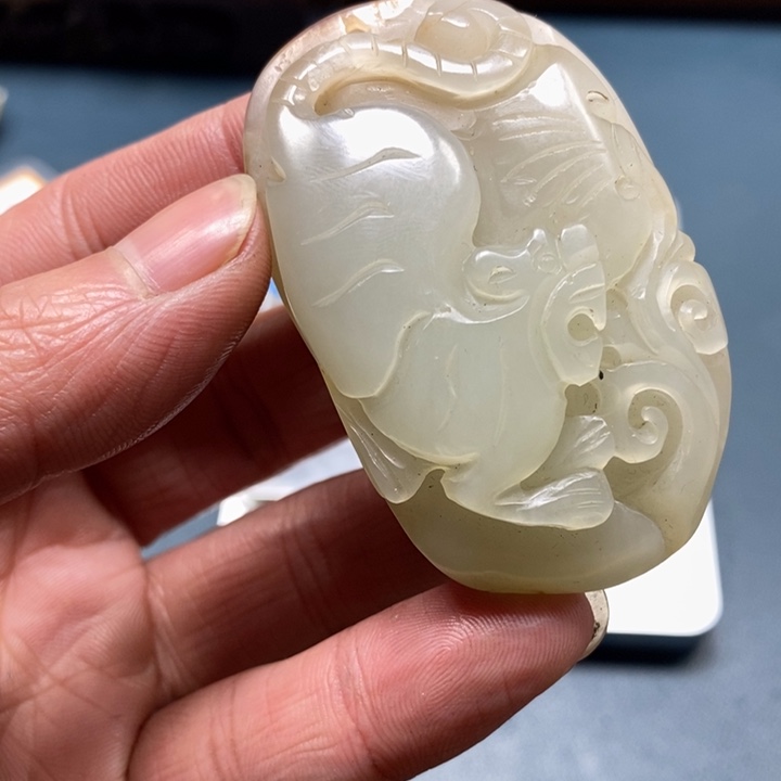 天***特和田玉（糖玉）未镶嵌挂件