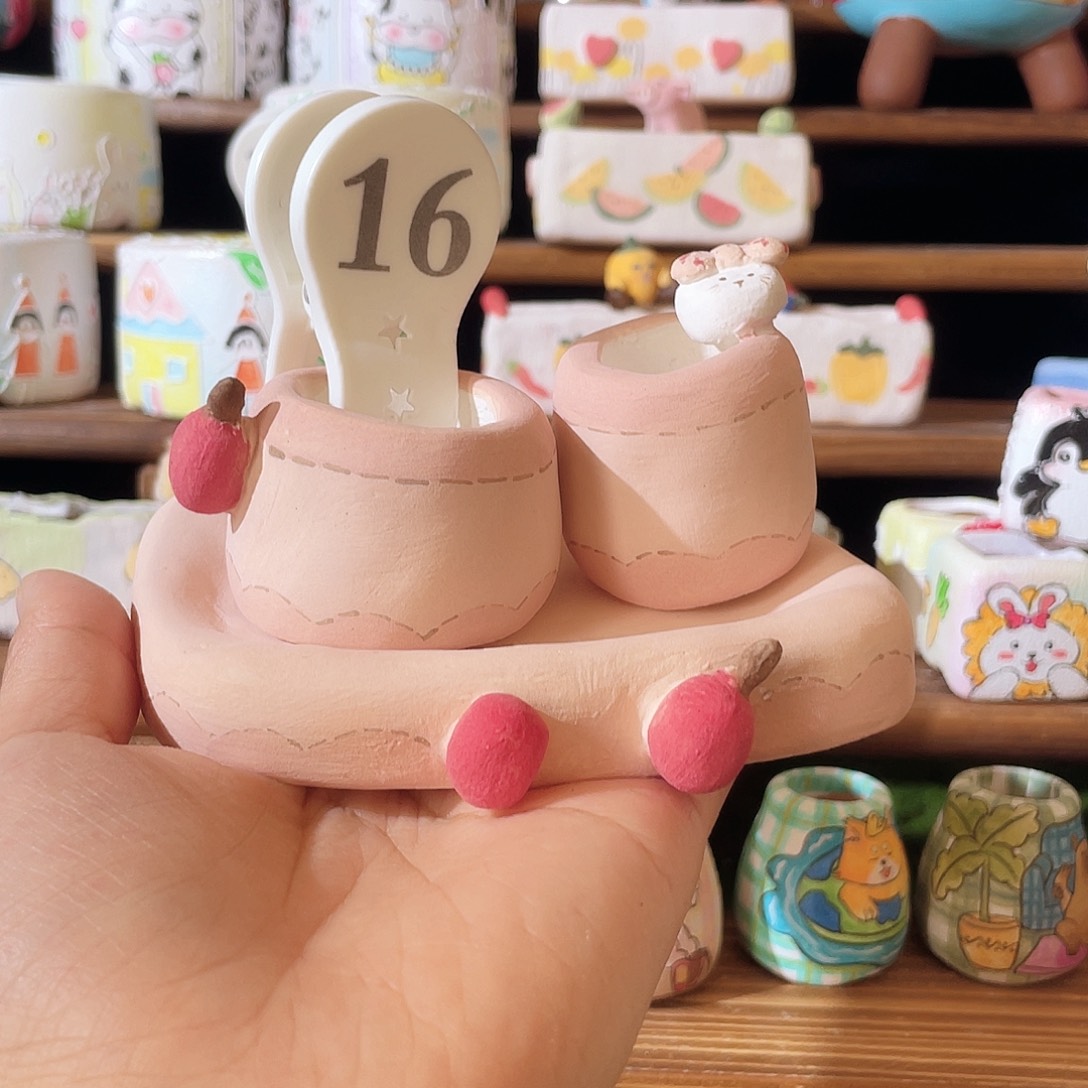 16……手工手绘花盆