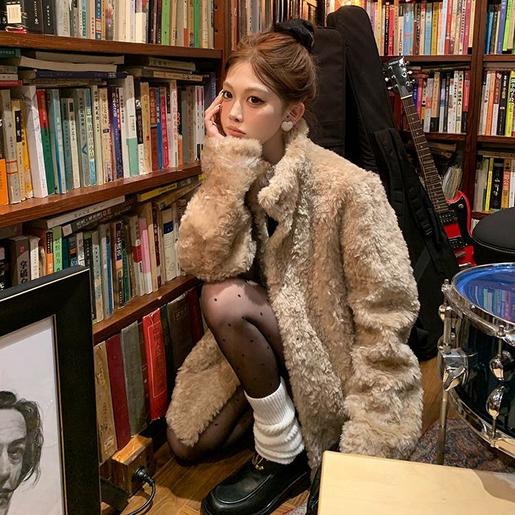 真正的富人区2.0 韩版皮毛一体2024秋冬新款加厚保暖宽松毛毛外套