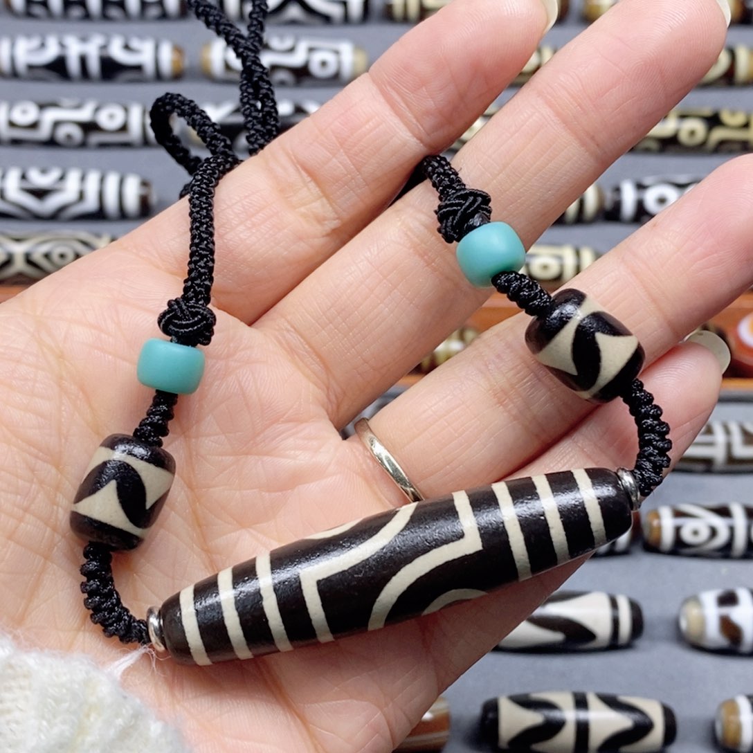 流***云玛瑙/玉髓未镶嵌颈饰