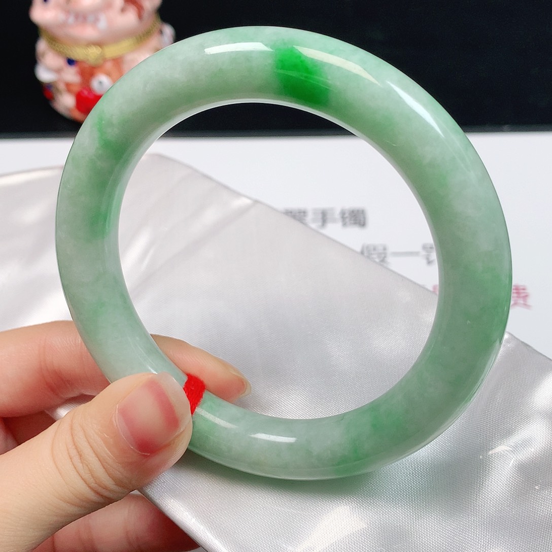 翡翠未镶嵌手镯1511 63圈