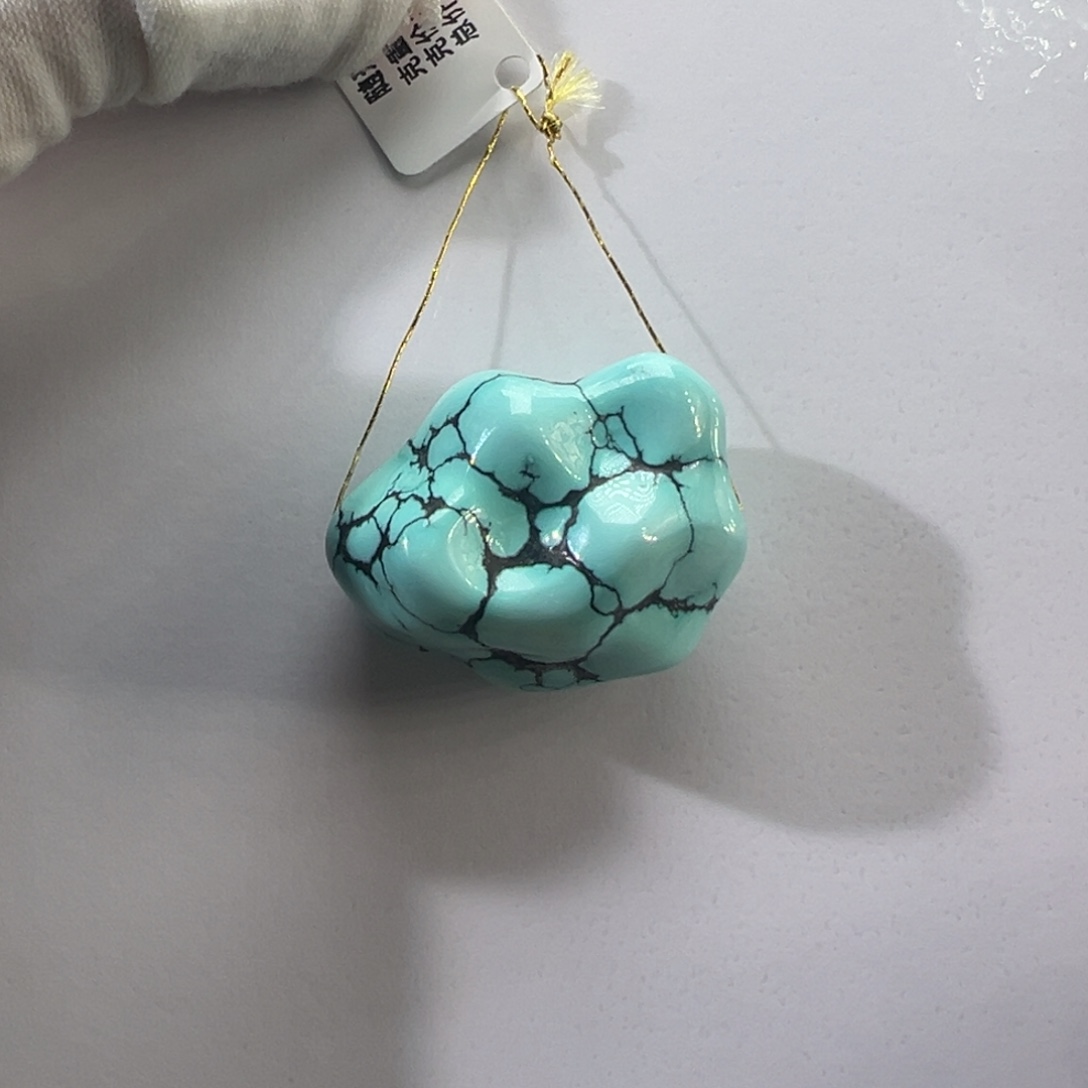 绿松石未镶嵌挂件