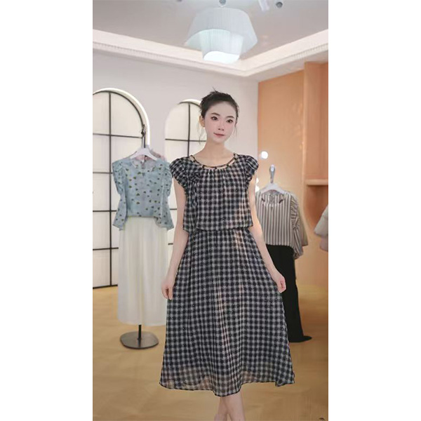 L9032 2025年夏季新款时尚气质格子减龄收腰显瘦中长款连衣裙