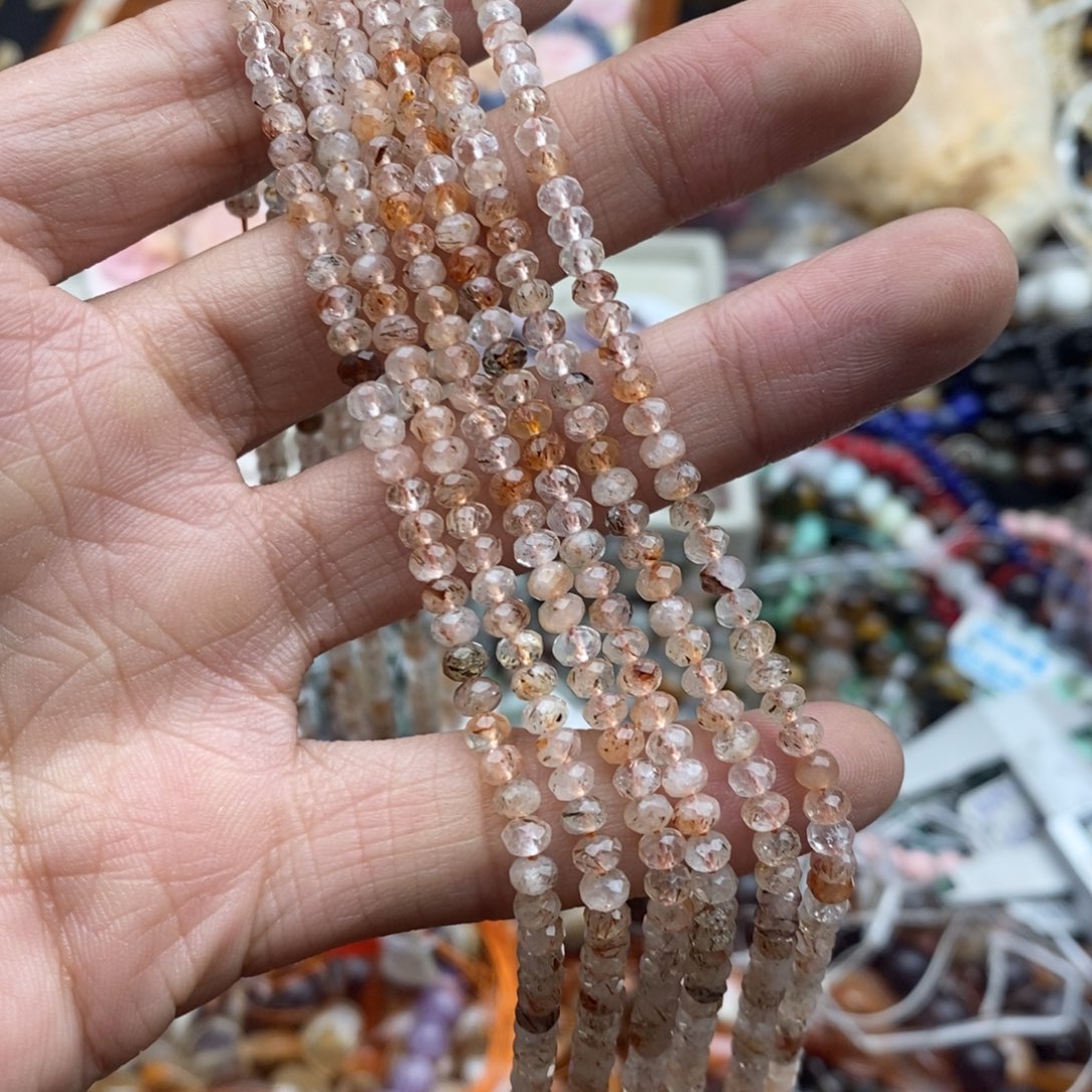 玛瑙/玉髓未镶嵌珠宝半成品一条天然4mm铜发晶切面隔片