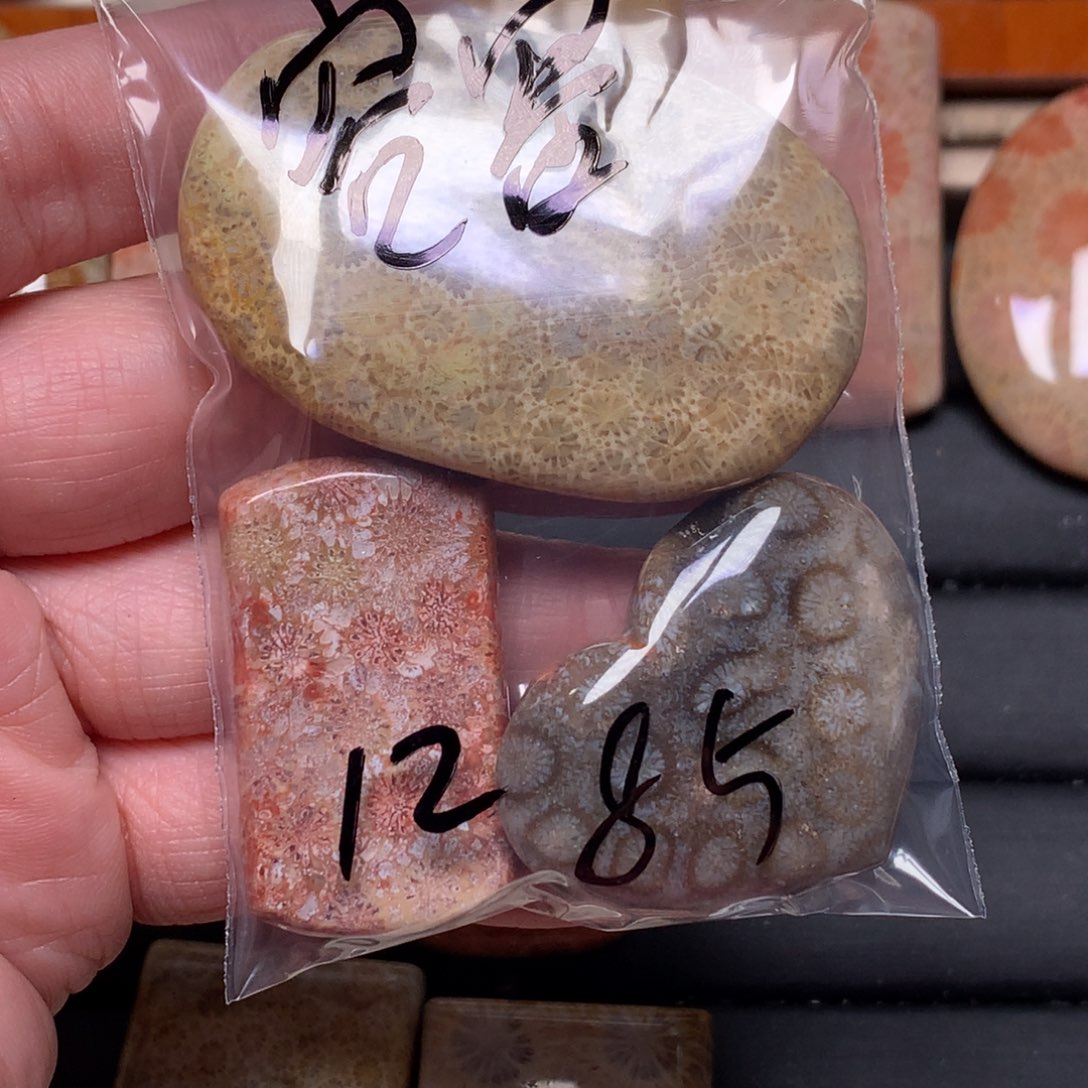 容***容硅化玉未镶嵌吊坠无事牌手排平安扣