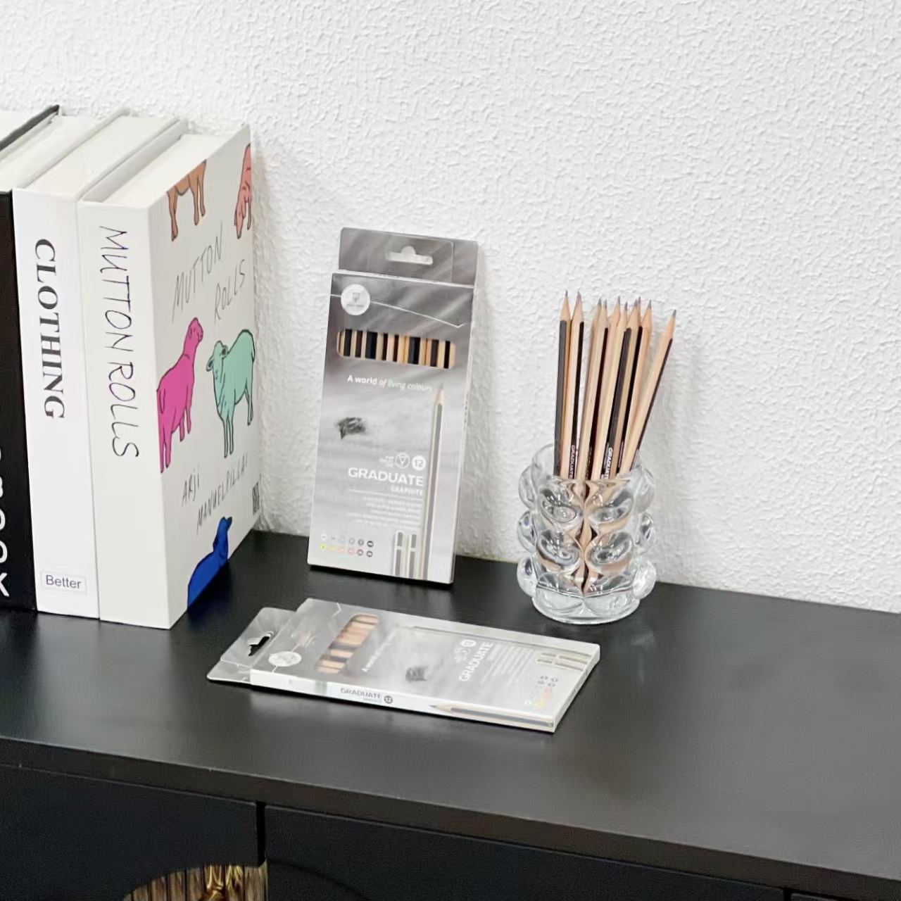 307纸盒素描铅笔12支