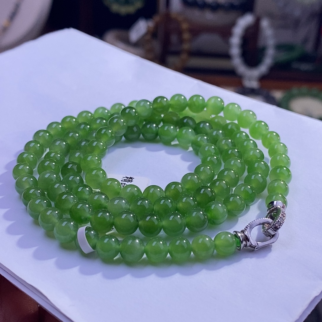 颈饰未镶嵌和田玉毕业级老坑料碧玉苹果绿珠链6m