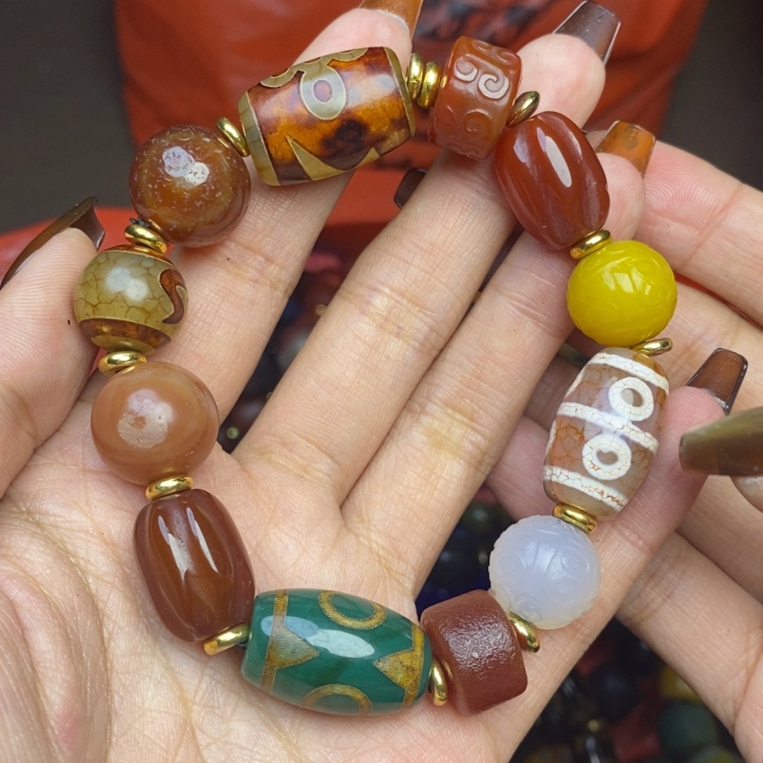 玛瑙/玉髓颈饰未镶嵌