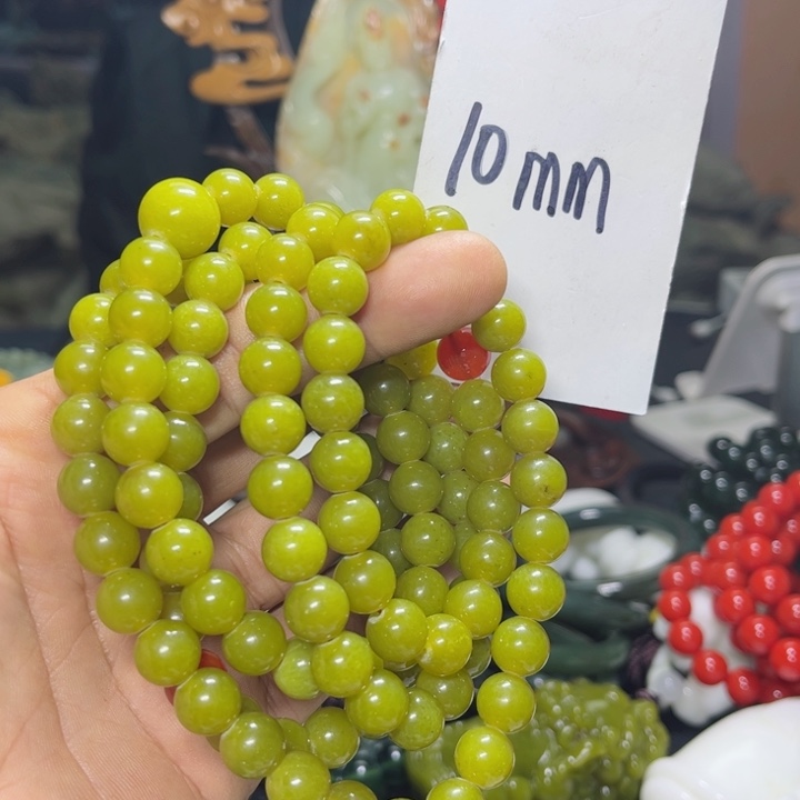 蛇纹石玉项链未镶嵌