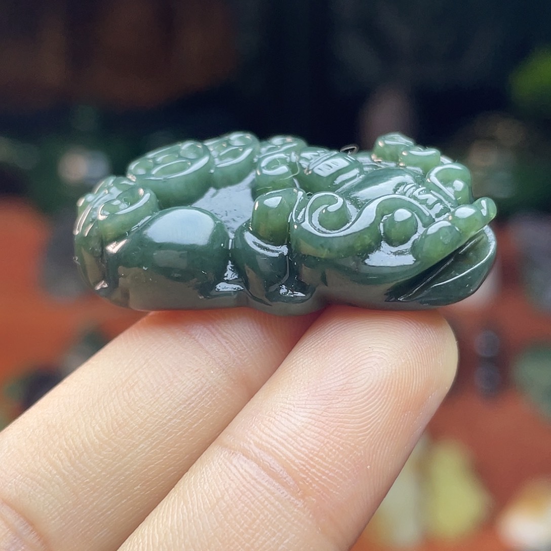 和田玉未镶嵌颈饰新疆叶城青玉霸王貔貅手牌