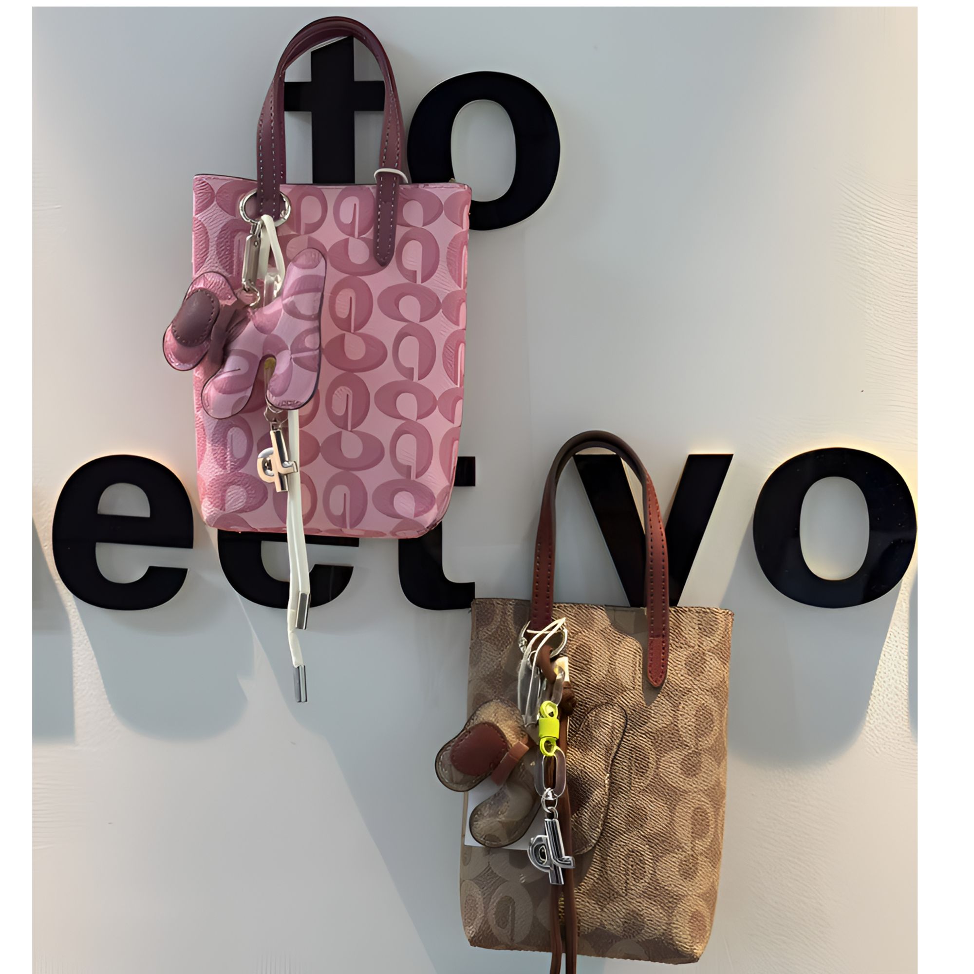 2025春季新款女包高级感小众手提小包包玫瑰粉手机包迷你斜挎包潮