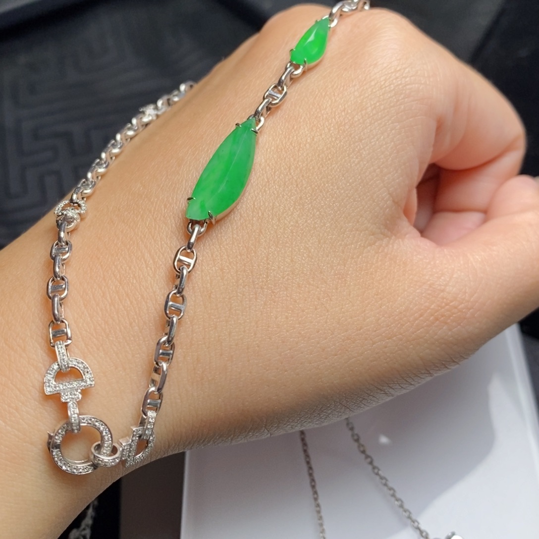 翡翠18K金镶嵌项链随形百搭链