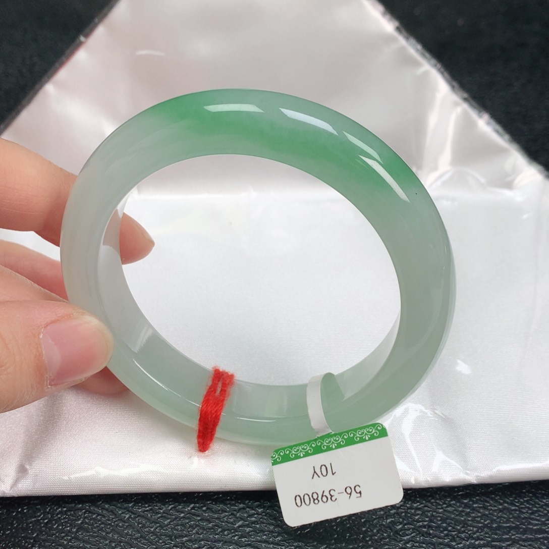 翡翠手镯未镶嵌56正