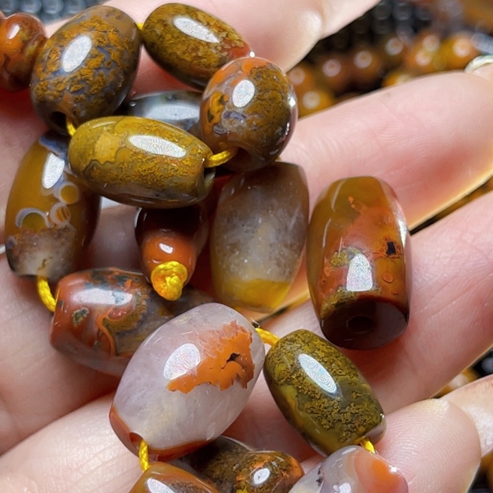 玛瑙/玉髓颈饰未镶嵌奎*