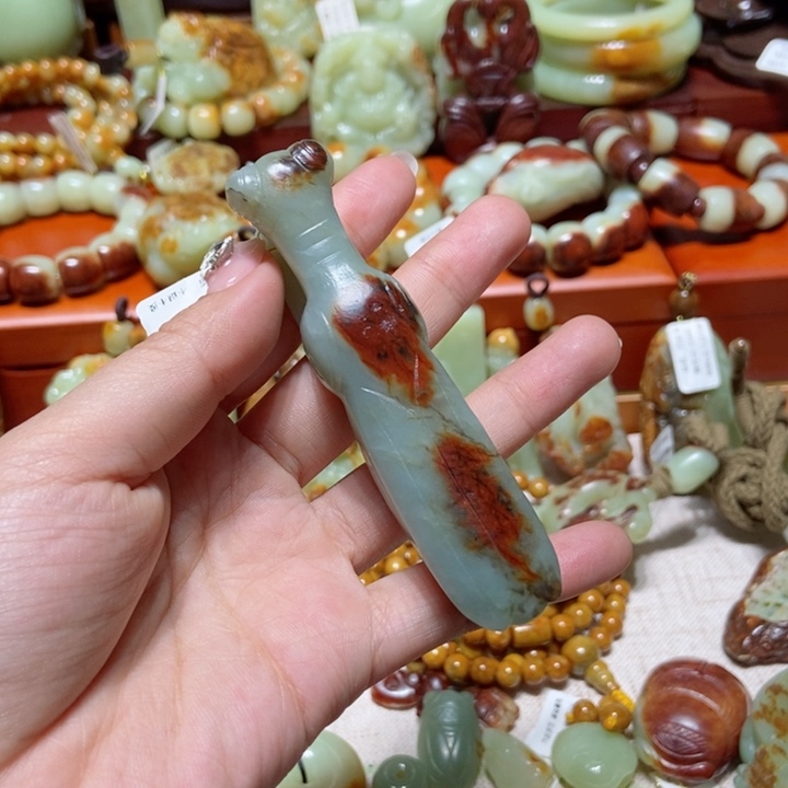 岫岩河磨玉（透闪石质玉）把件未镶嵌