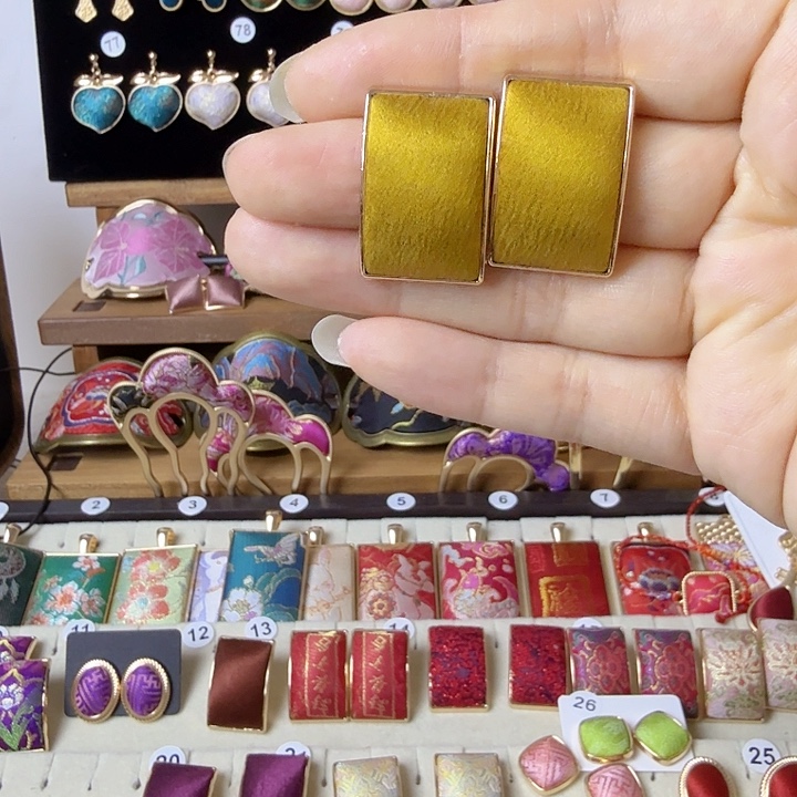 琉璃纯铜合金大弯弯黄色