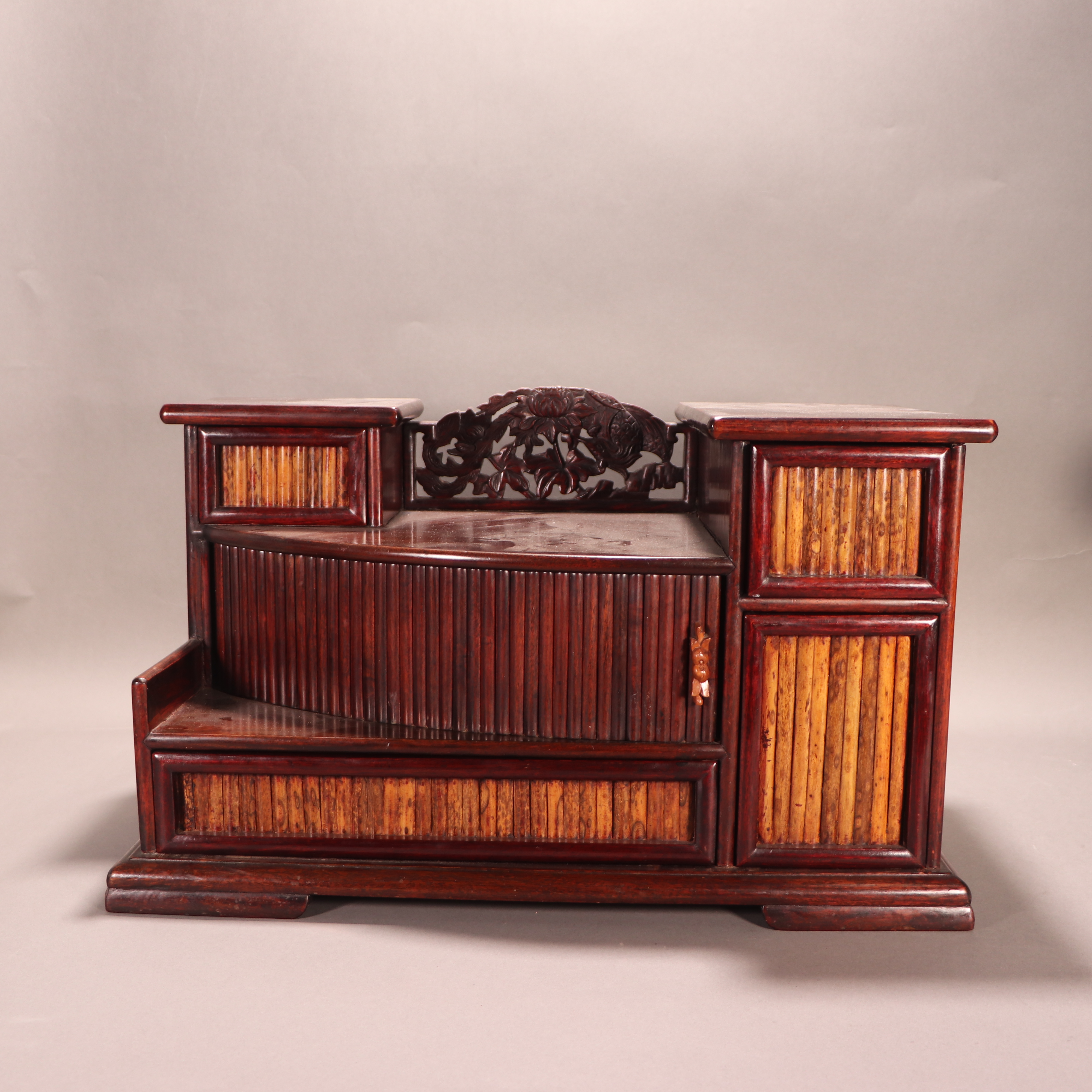 lot10  DY4010  清代  斑竹百宝箱