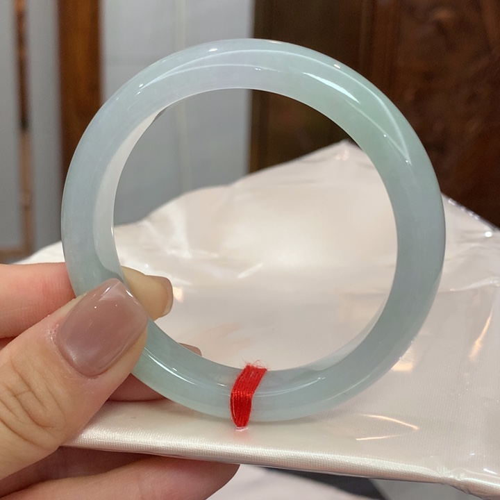 翡翠手镯未镶嵌翡翠手镯未镶嵌54圈口