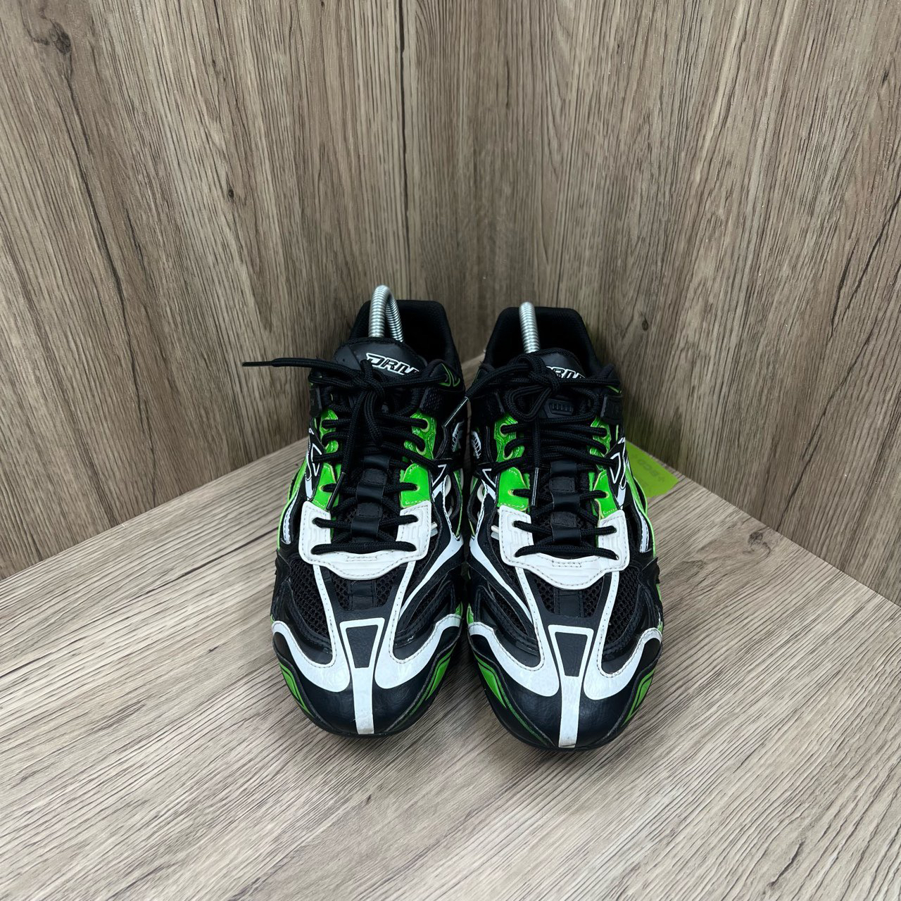 95新 Balenciaga/巴黎世家 黑绿镂空赛车平底鞋 41码/95新/无配件