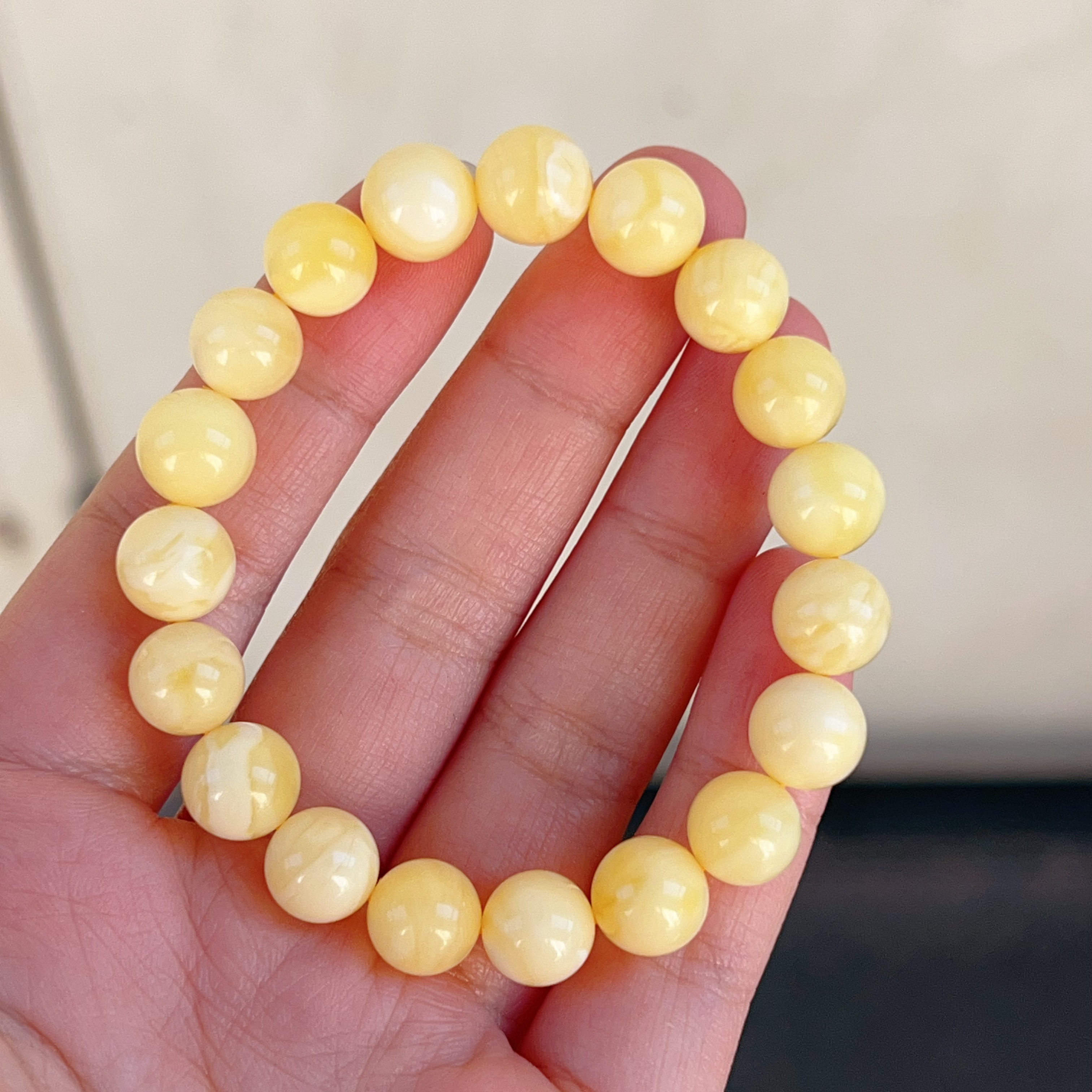 9mm白蜡蜜蜡手串，珠子干净，蜡质浓郁，9.4克