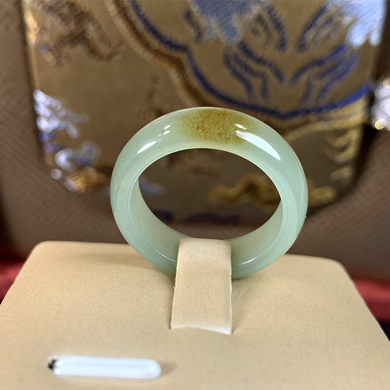 天然和田玉一口糖戒圈18内径戒圈