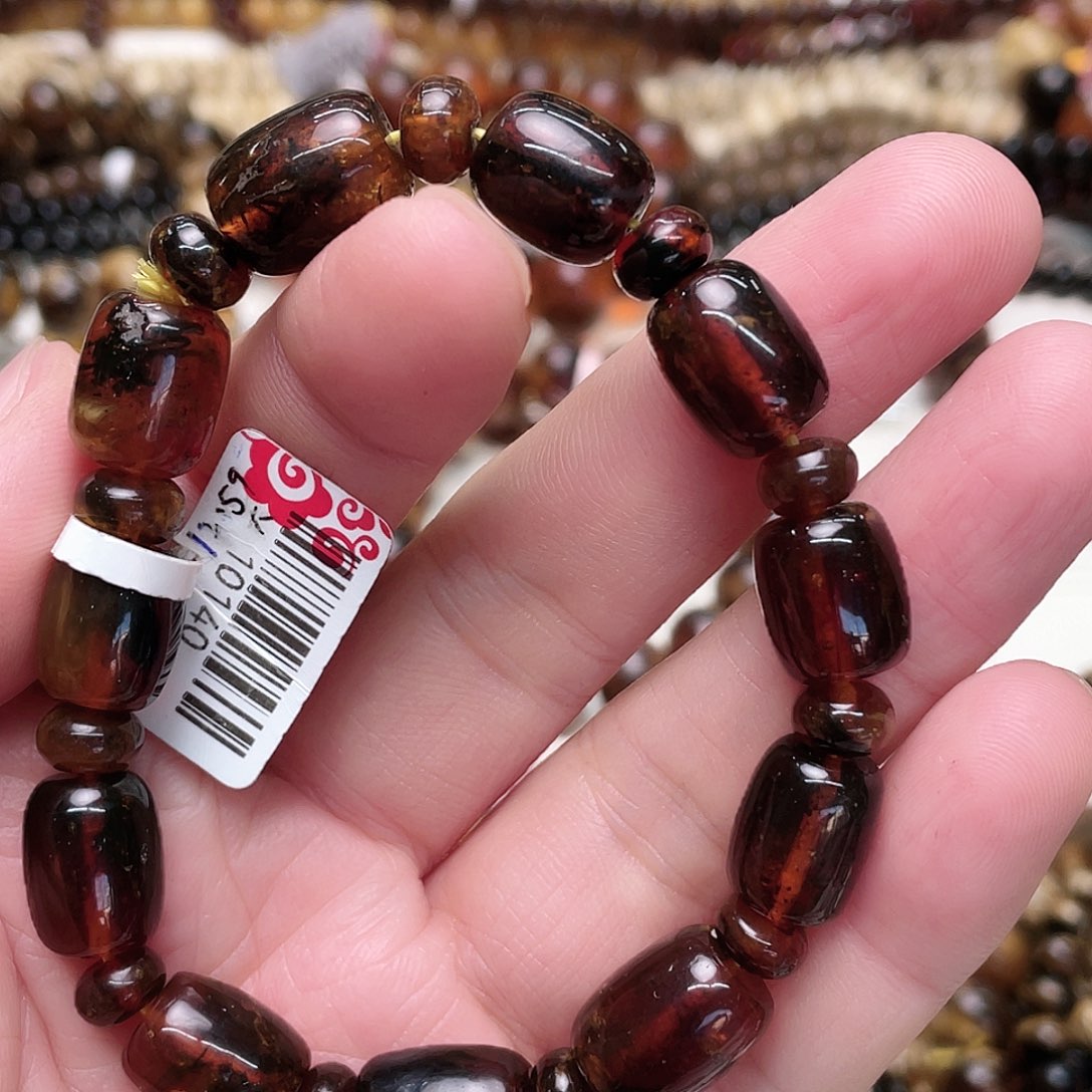 琥珀裸石未镶嵌大10140