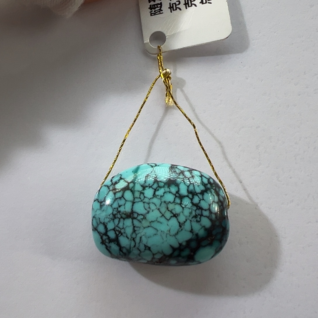 绿松石未镶嵌挂件