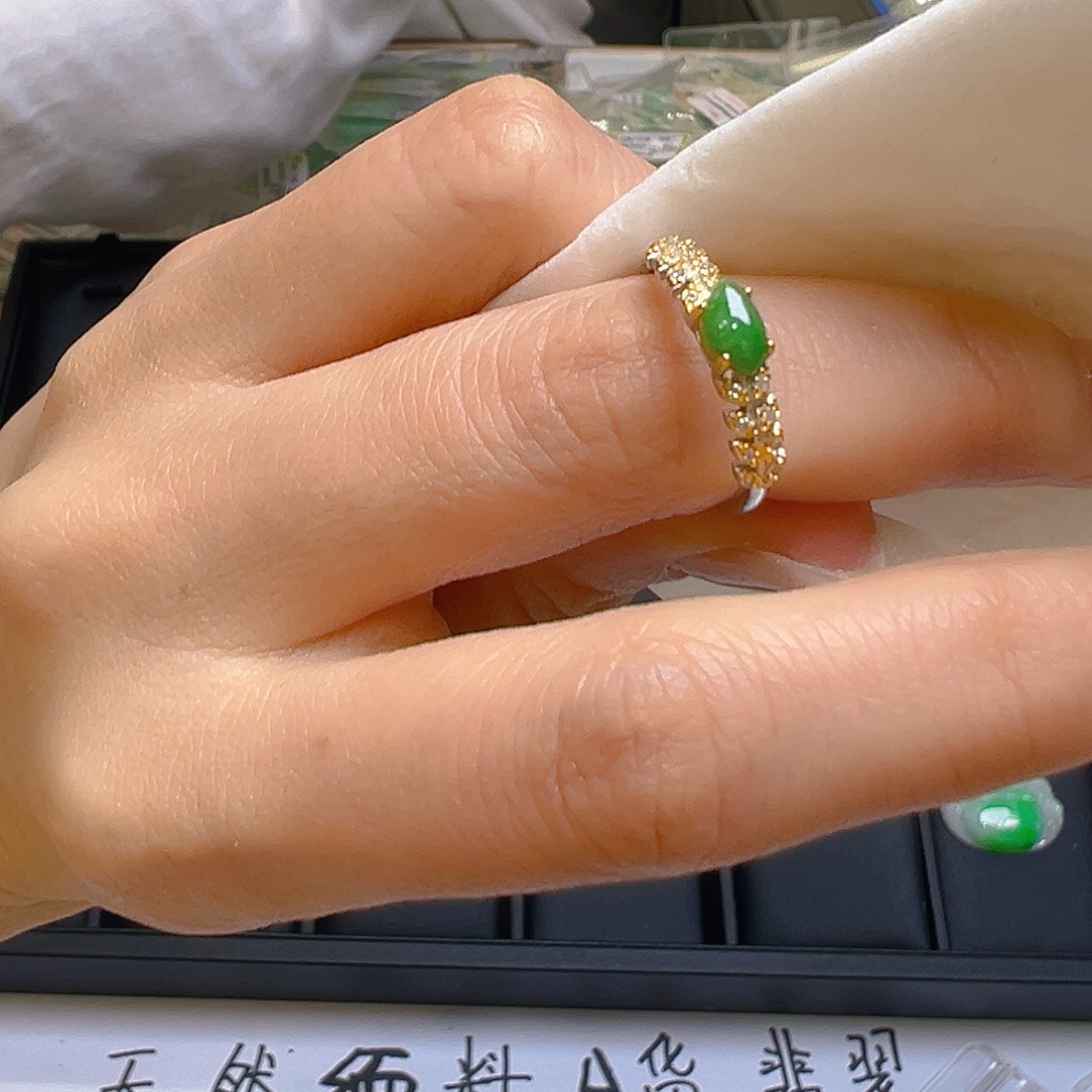 翡翠颈饰银S925镶嵌翡翠