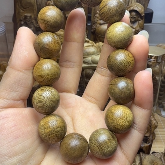 沉香碎屑沉香惠安 17.3 克