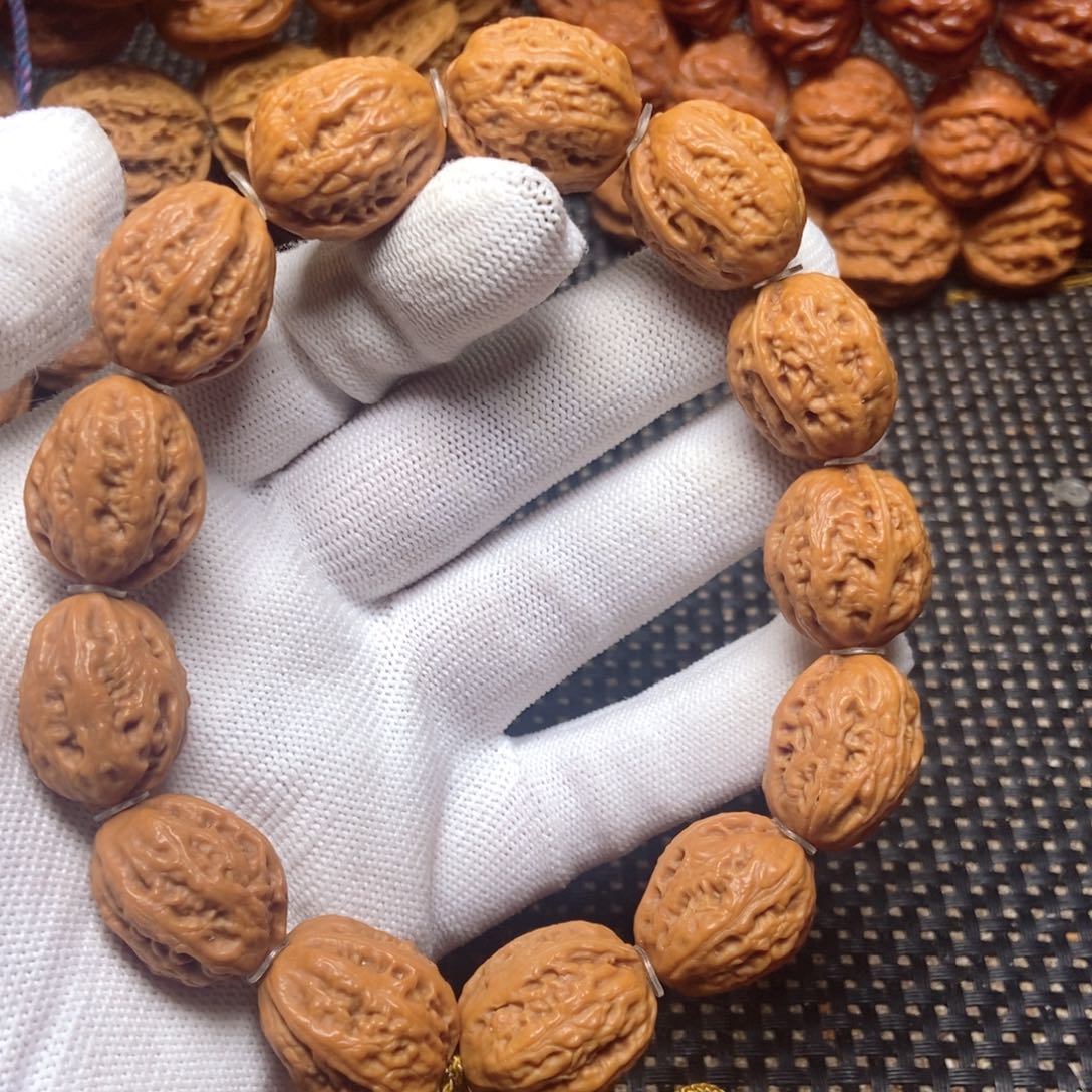 文玩核桃手串密纹