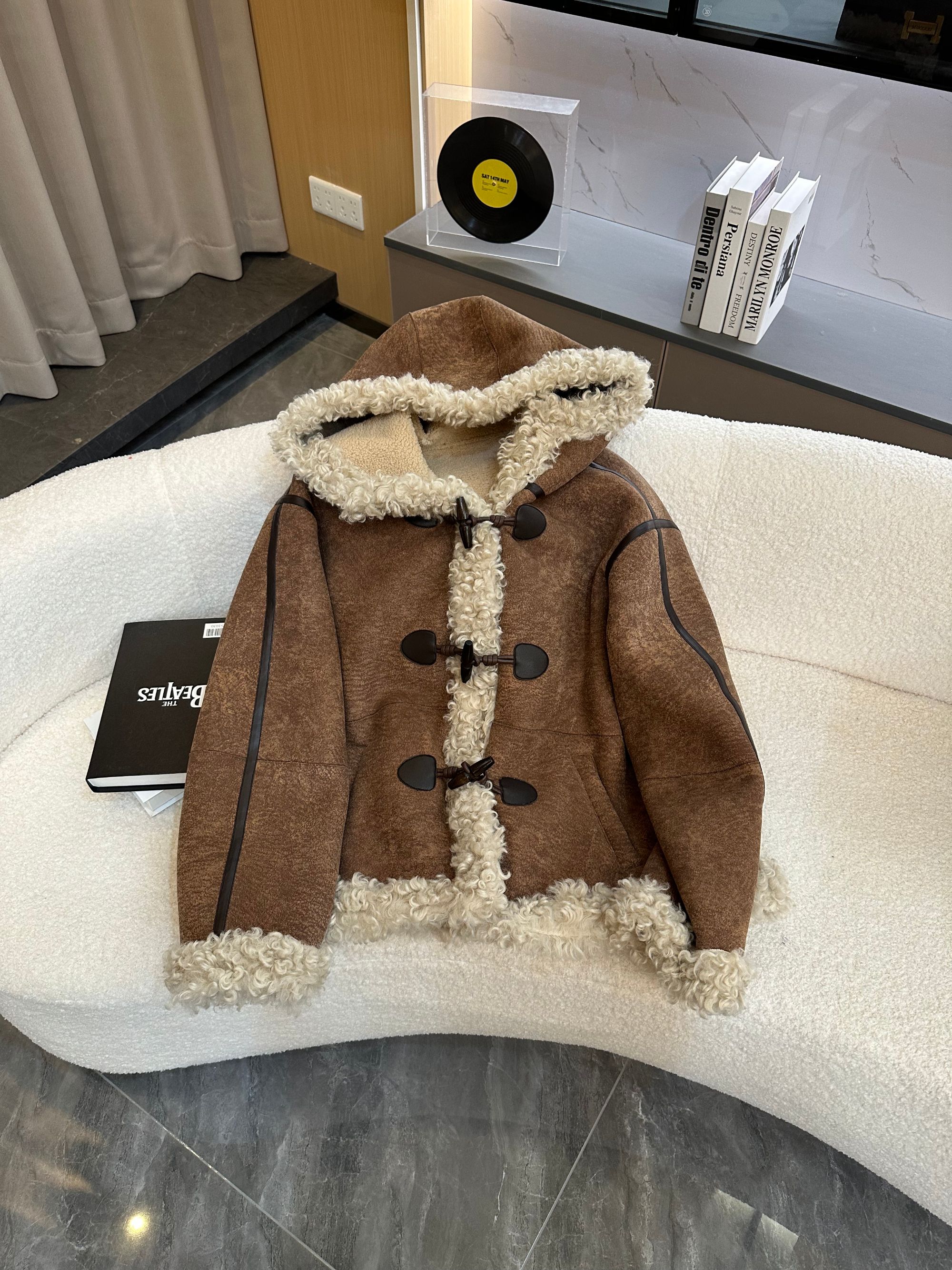 冬季新款时尚气质百搭宽松休闲加厚保暖外套LG-841