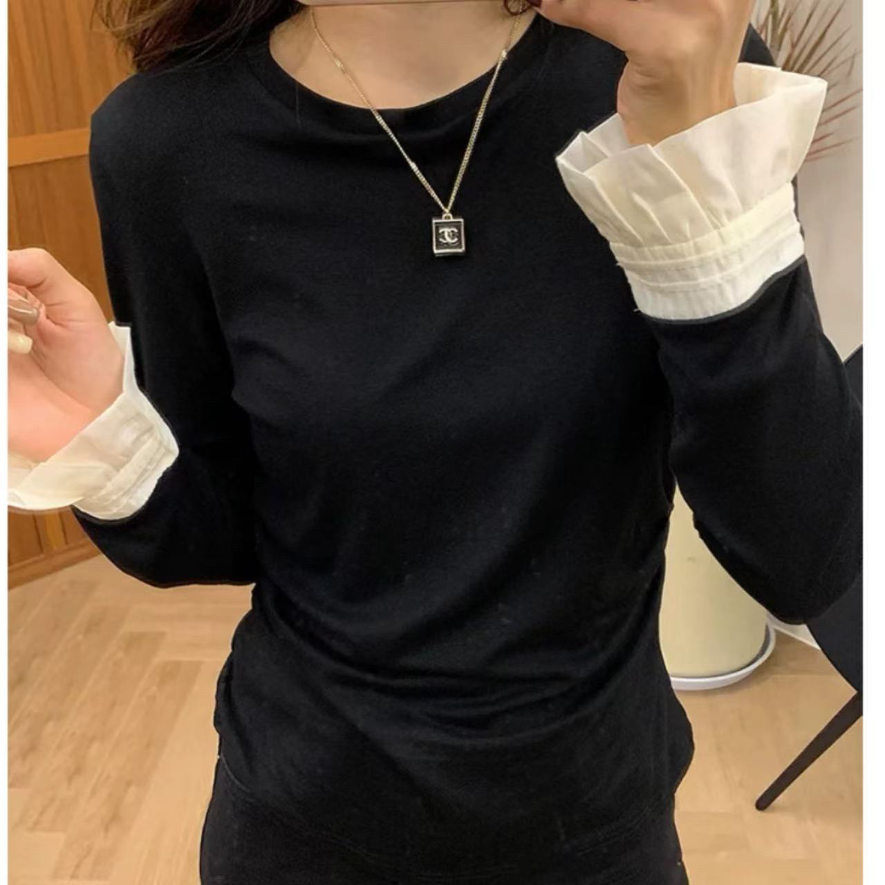 【欧洲站】磨毛拼接喇叭袖打底衫