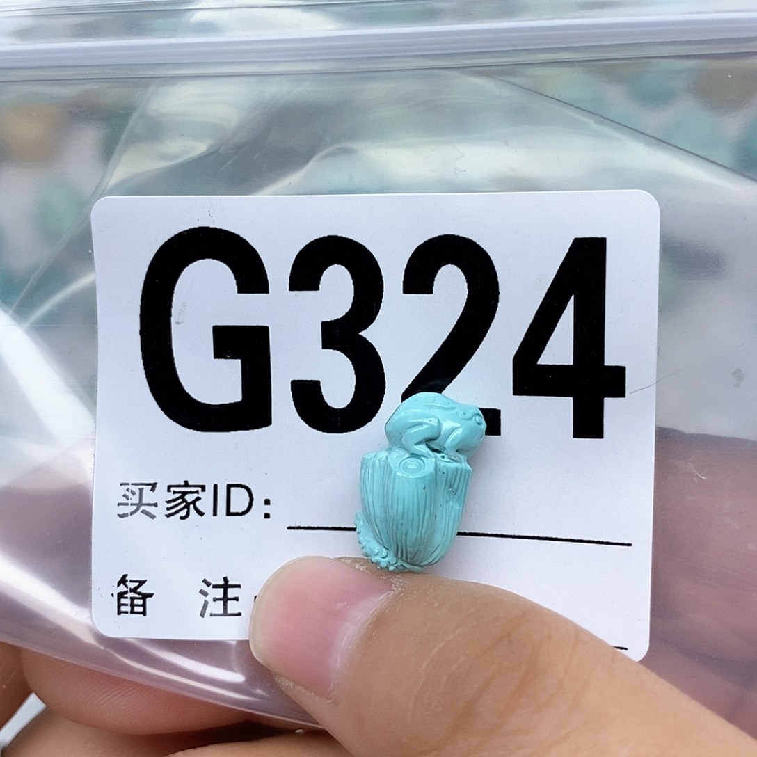 绿松石配饰未镶嵌