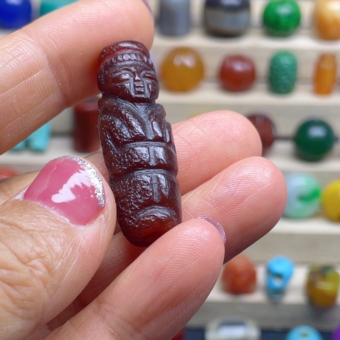 合金颈饰玛瑙/玉髓金****）