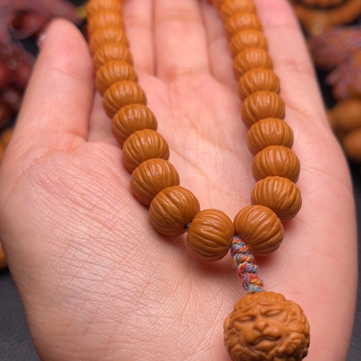 猴头核桃吊坠911手持28