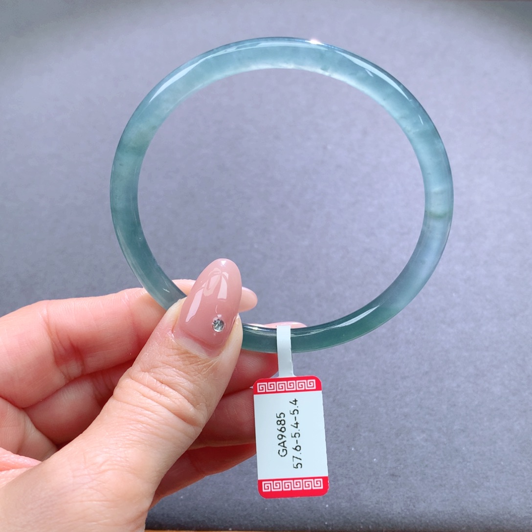 翡翠手镯未镶嵌天然翡翠手镯叮当镯