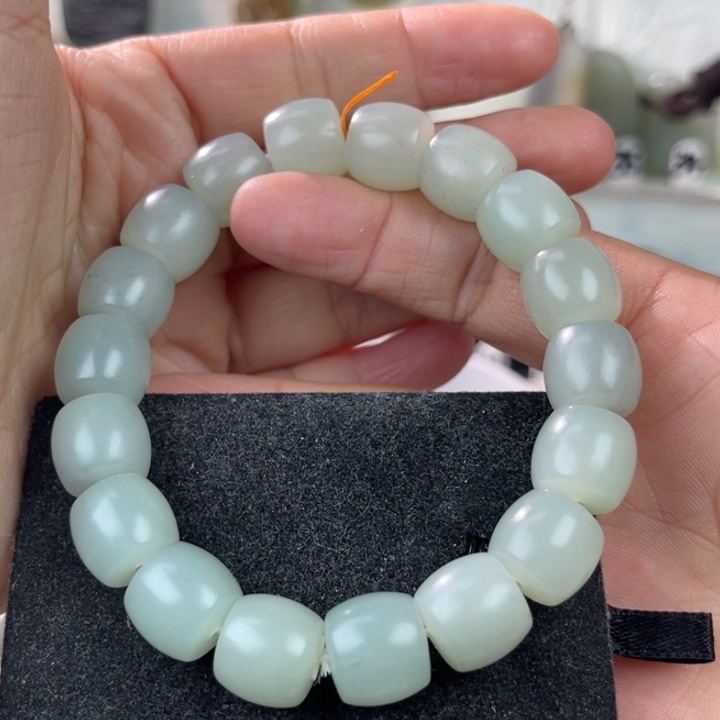 和田玉手串未镶嵌M****君