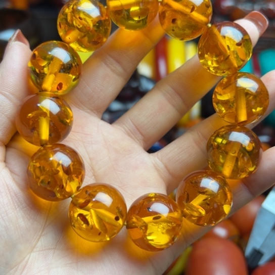 琥珀手串未镶嵌蜜蜡