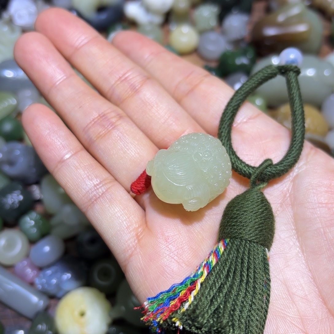 和田玉未镶嵌珠宝半成品