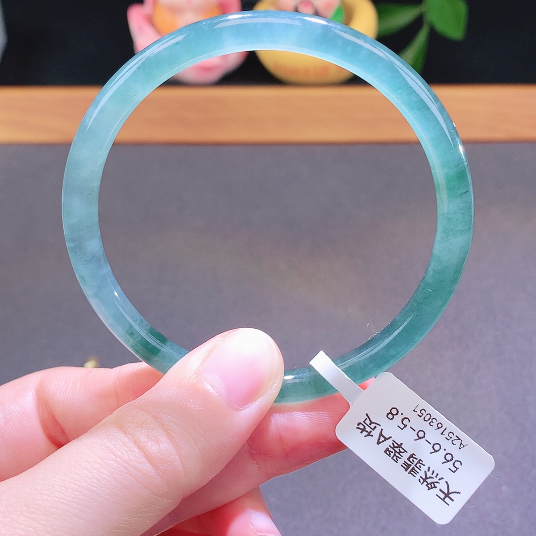 翡翠未镶嵌手镯天然翡翠