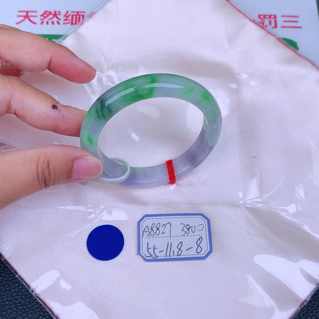 翡翠手镯未镶嵌缅甸翡翠