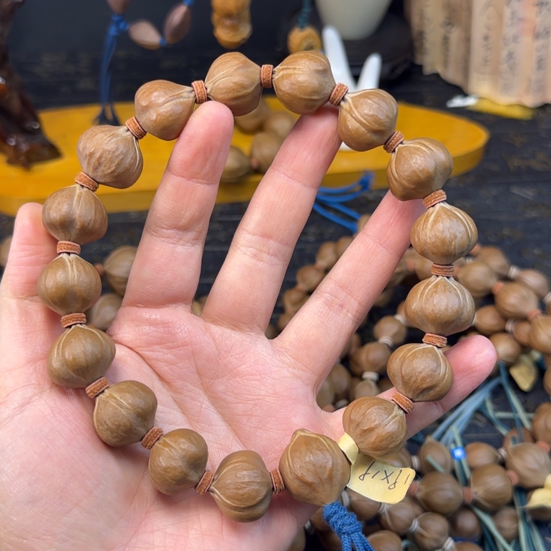 g***e木质类19-19四花蜜桃臀