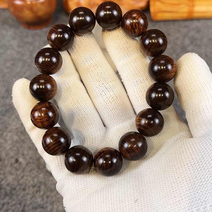 柏木（崖柏）陈化崖柏