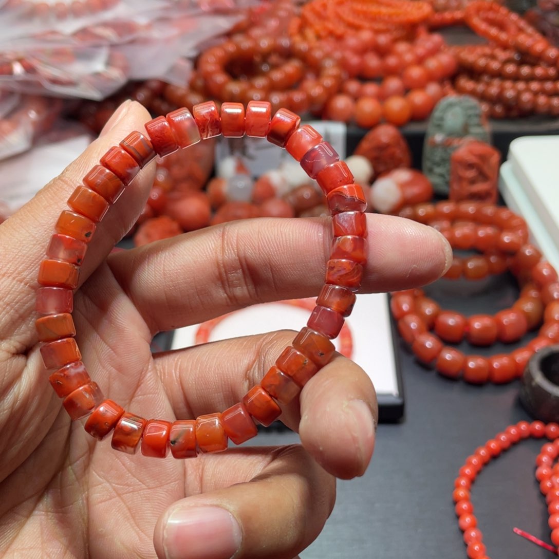 南红玛瑙手链未镶嵌