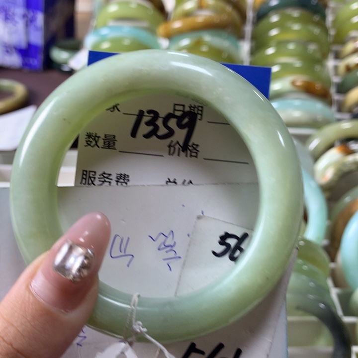 蛇纹石玉手镯未镶嵌1359