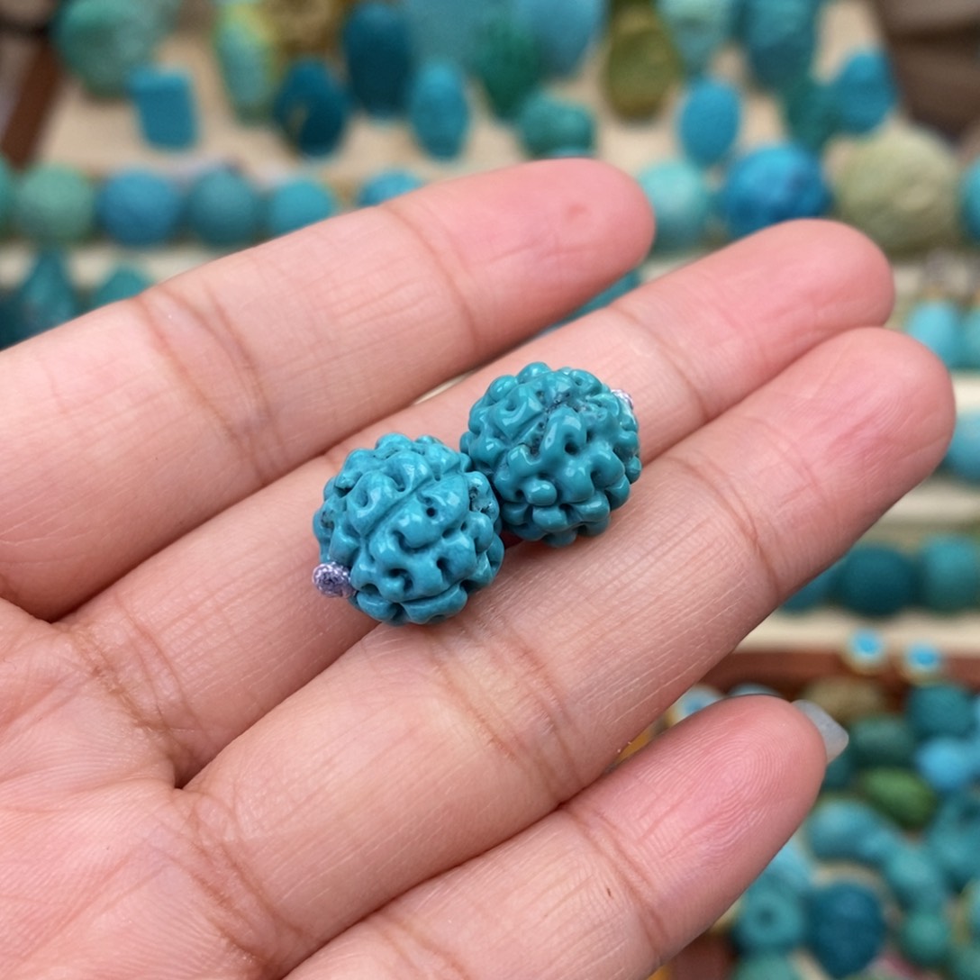 绿松石珠宝奇石未镶嵌自***杨